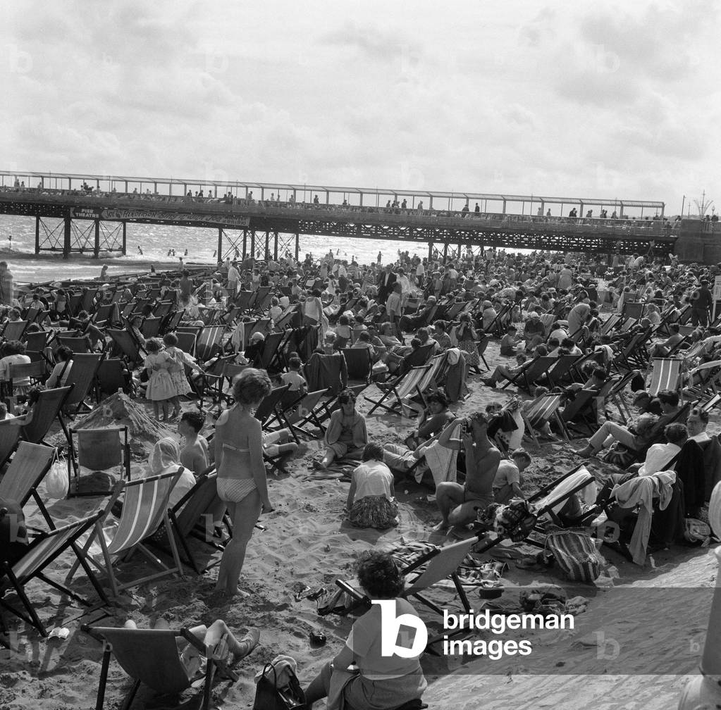 Holiday scenes in Bournemouth, Dorset. 5th August 1961 (b/w photo)