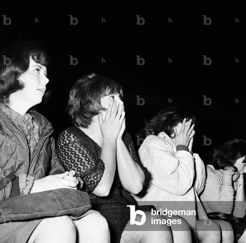 The Rolling Stones: fans at the ABC Cinema Chester while on tour with Inez & Charlie Foxx..
14th September 1964.