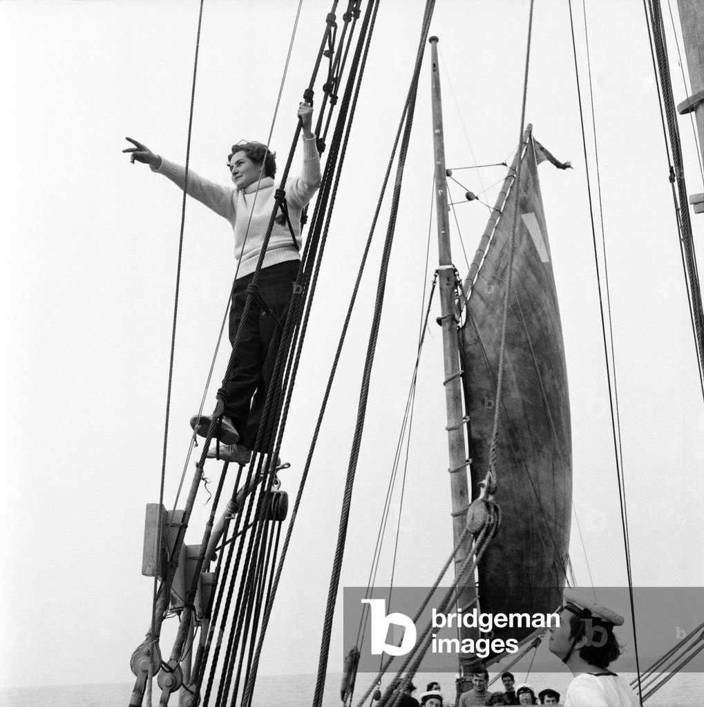 Sailors and cadets of the under 21 sailing club seen here aboard the Brixham fishing trawler Terminist. October 1952 C4799-006