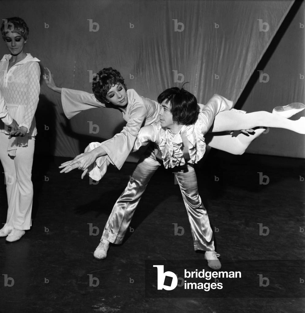 Dancing from the 19th to 29th November at the Sadlers Wells Theatre.