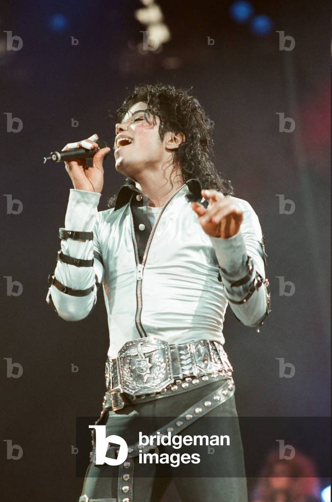 Michael Jackson in concert at Wembley. 15th July 1988 (photo)