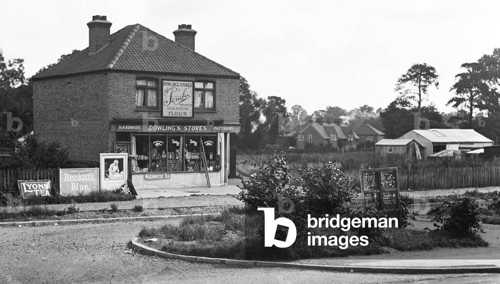 Dowlings Stores at Hayes End near new police station. London, c. 1930 (b/w photo)