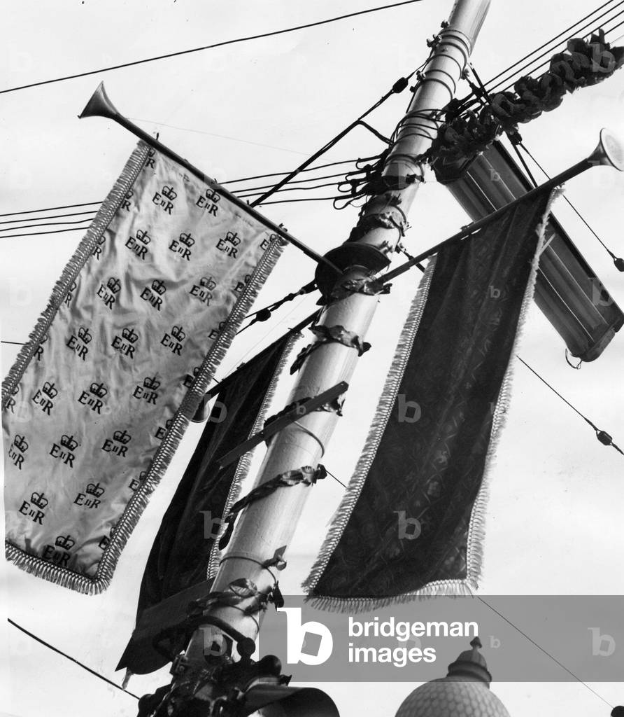 Queen Elizabeth II, Princess Elizabeth - Coronation - Northumberland Street, Newcastle covered in coronation decorations, 1950, 1950 (b/w photo)