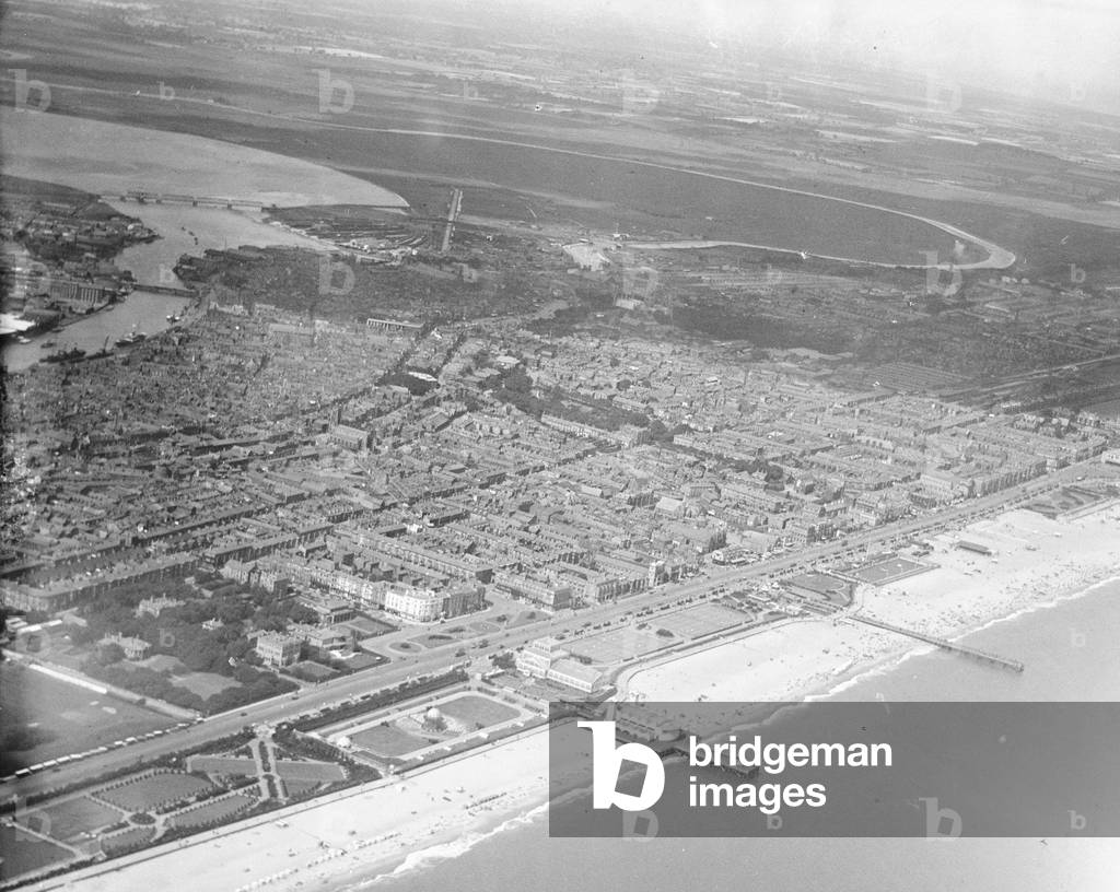 Aerial view of Great Yarmouth. Circa 1926.