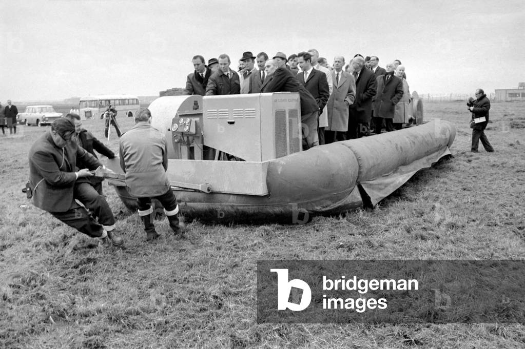 A hoverplatform was demonstrated at Heathrow, as a possible means of moving disabled aircraft and for other airport uses. The hoverplatform is 30ft long and consists of a steel structure around which is fitted a flexible segmented skirt. The hoverplatform demonstration at Heathrow . December 1969