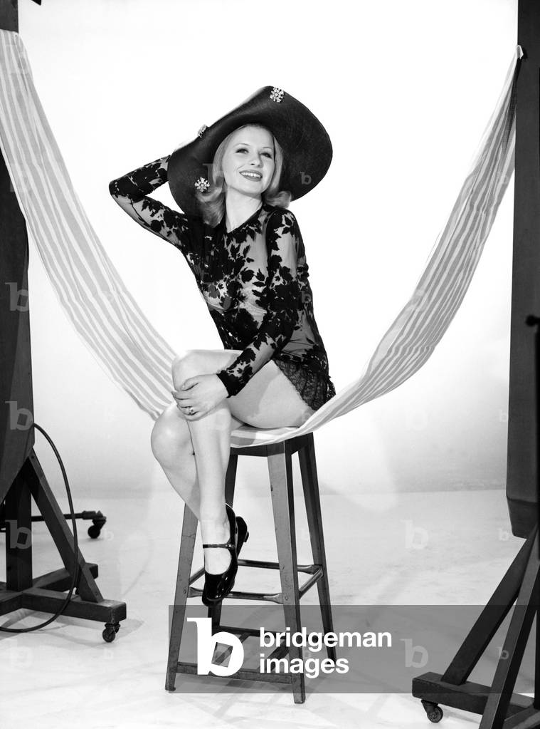 Summer Dress model Vyvyan Dunbar, 1964 (b/w photo)