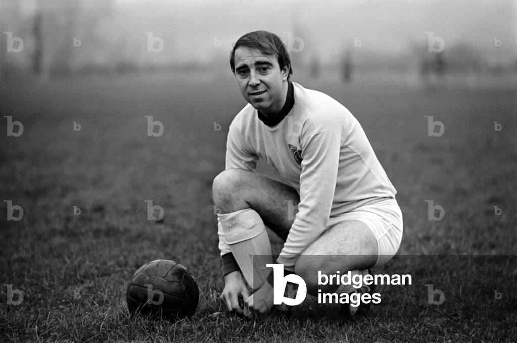 Gordon Charlton, brother of England International Jack and Bobby Charlton. December 1969 (photo)
