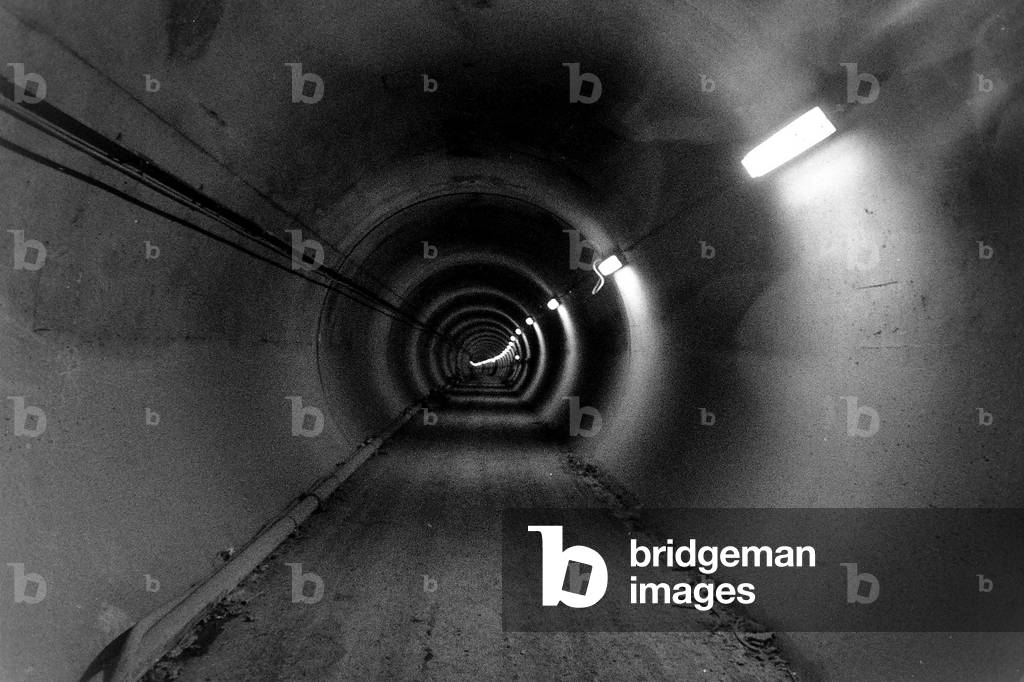 General view of the inside of a tunnel during the construction of The Channel Tunnel, December 1990 (b/w photo)