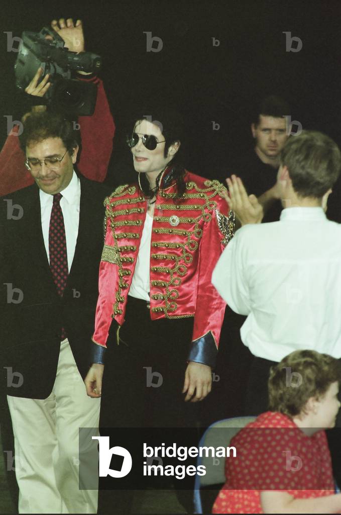 Michael Jackson seen here after performing on stage at Sheffield 10th July 1997 (photo)