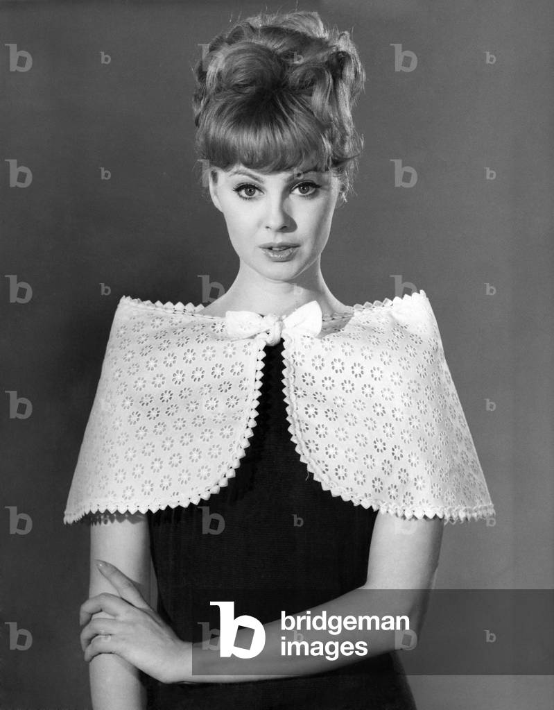 Reveille fashions 1962: Goette Davis April 1962