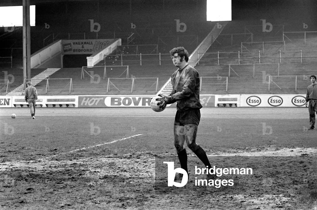 Long after the other Manchester City players have finished training, there are two still there. Malcolm Alison the Ass Manager, and Joe Corrigan the recognised first team goalkeeper. A mud spattered Corrigon being blasted from all angles by Malcolm Alison at Maine Road. November 1969 (photo)