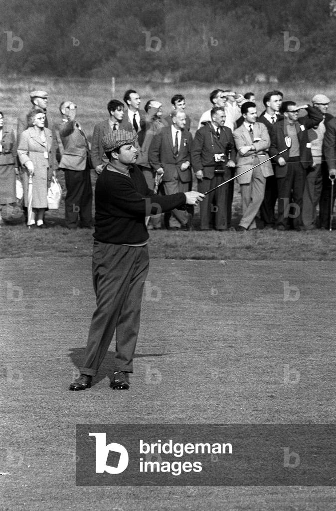 Golfer at the Royal Lytham & St Anne's Golf Course in England, Ryder Cup, October 1961 (b/w photo)