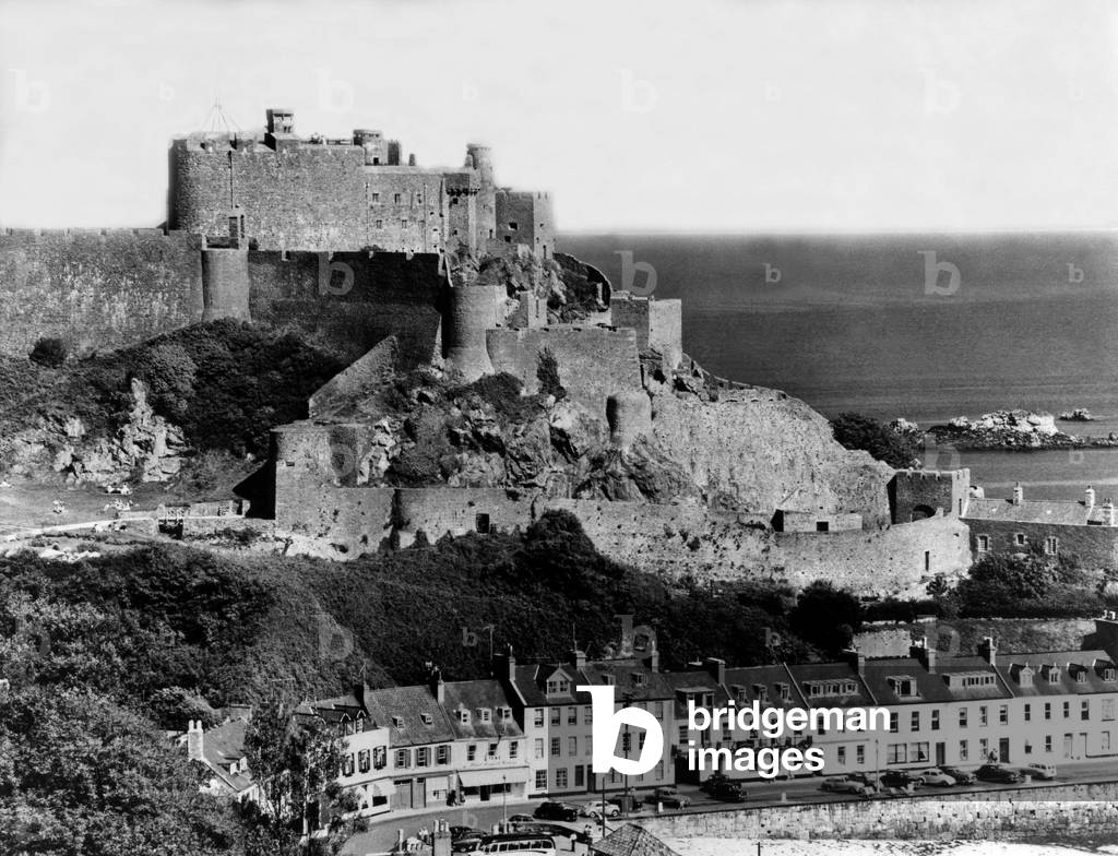 Mount Orgueil Castle on Jersey, Channel Island, c. 1 June 1960 (b/w photo)