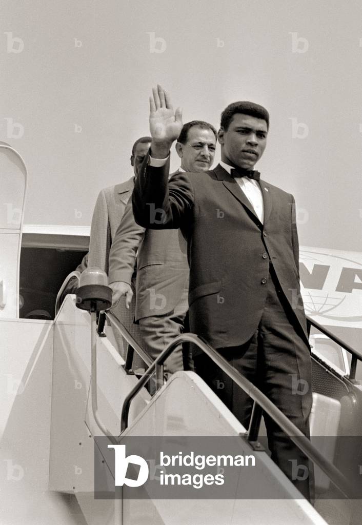 Cassius Clay May 1966
Arrived in London for a title fight
Muhammad Ali