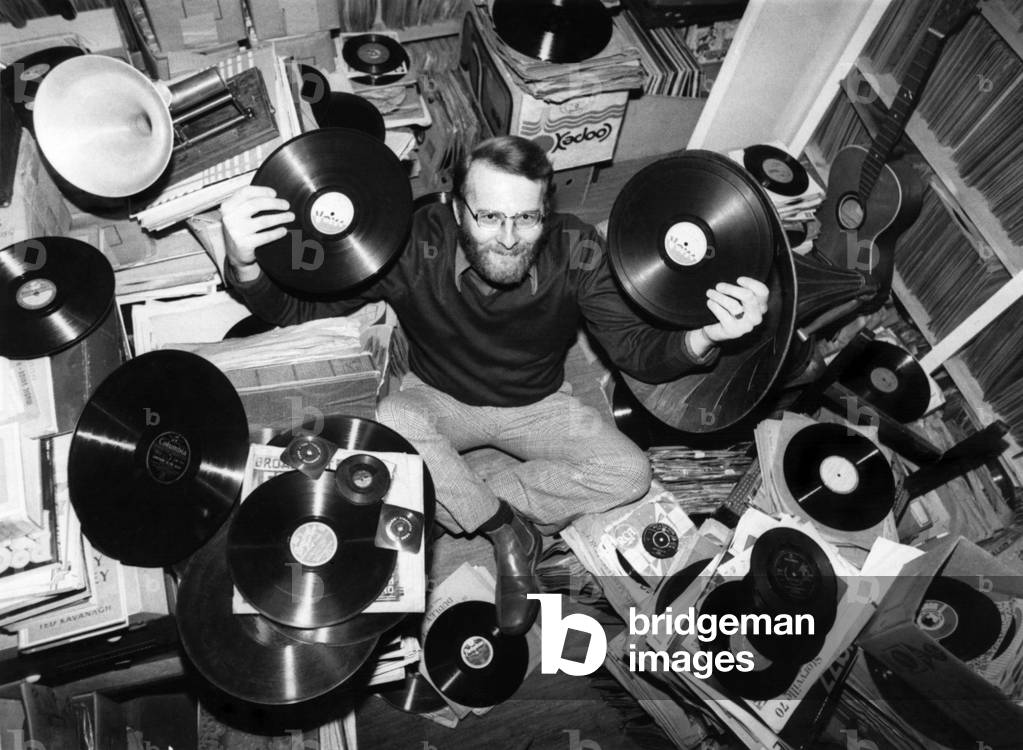 Barry's got a good record for collecting. Barry Simcoe can't afford a car and he's had to give up a room in his house -- all because of his 30,000-strong record collection. April 1978