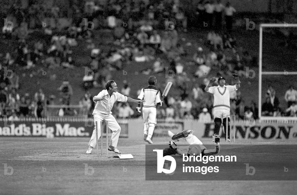 Australia v. England: One Day Series in Sydney. Derek Underwood appeals, December 1979 (b/w photo)