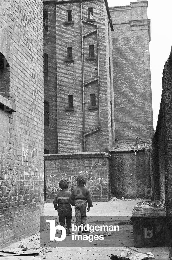 Slums, Benburb street area of Dublin, Republic of Ireland, 11th May 1968 (b/w photo)