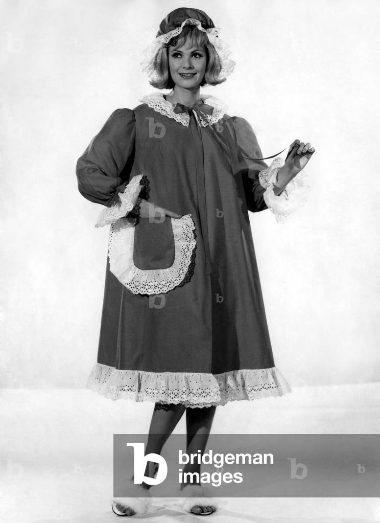 Reveille fashions 1961: Margaret Linden. November 1961