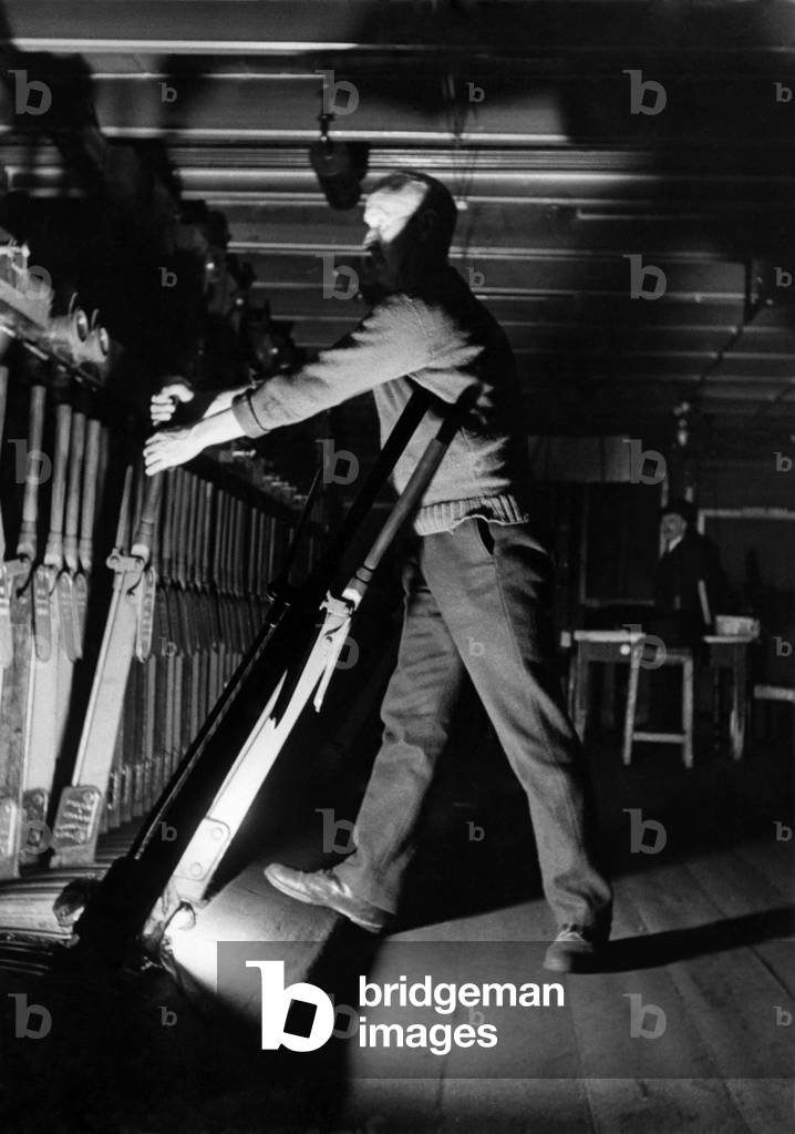 The signalman. February 1941