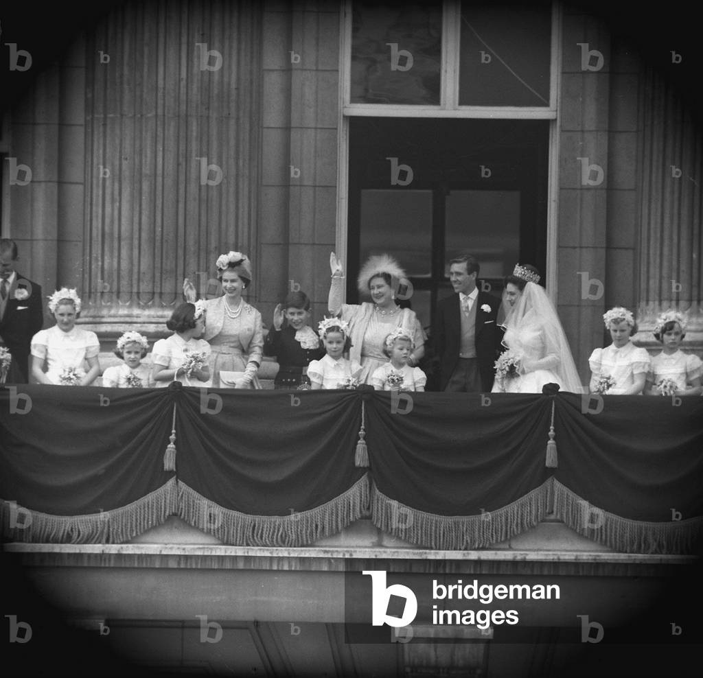 Princess Margaret and Lord Snowdon on the balcony of Buckingham Palace on their wedding day, 6th May 1960 (b/w photo)