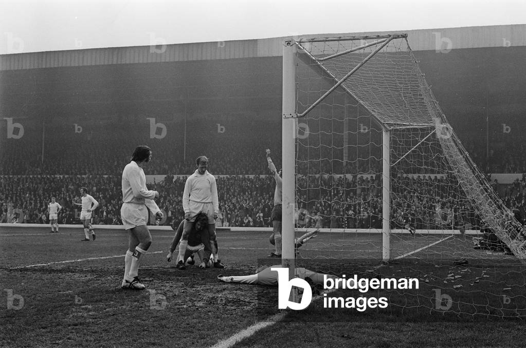 FA Cup Quarter Final match at Elland Road. Leeds United 2 v Tottenham Hotspur 1 Depair for Leeds defenders Jack Charlton and Paul Madeley after John Pratt (out of picture) scored the equalising goal for Spurs past Leeds goalkeeper Gary Sprake, 18th March 1972 (b/w photo)