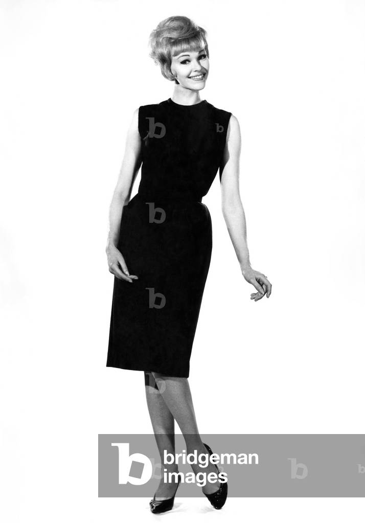 Reveille Fashions 1963: Jo Waring, July 1963 (b/w photo)