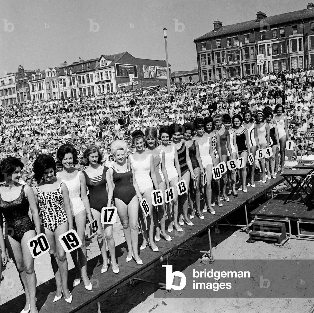 Daily Mirror Beach Beauty contest at Blackpool. The participants line up on the beach before the competition, Lancashire. 29th August 1963 (b/w photo)