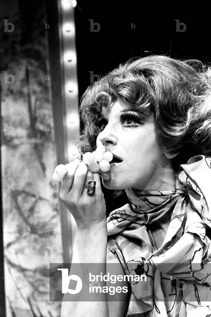 Fenella Fielding takes the title role in the play Colette by the Oxford Playhouse Company at the Sunderland Empire 09/11/1971