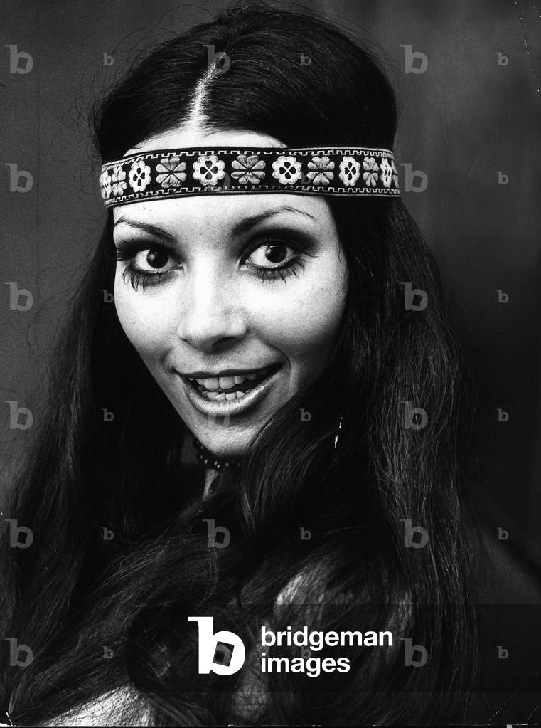 Joni Flynn aged 21 from Edinburgh Daily Record Cover Girl, 1971 (b/w photo)