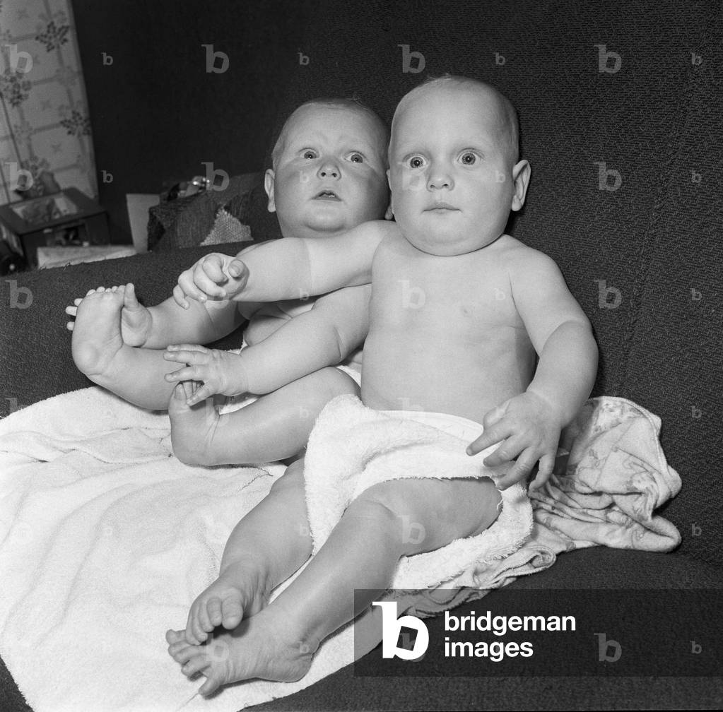 Twins Ian and Robert Kearns who both weighed eight pounds two ounces when they were born. 
Play together at home.
Born 22nd April 1962
