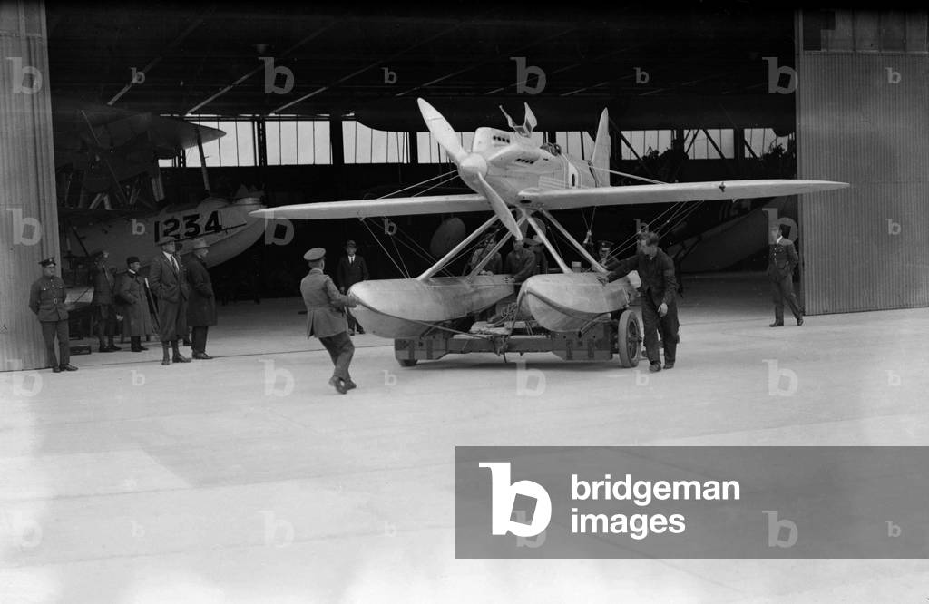 Air Speed record attempt by Flight Lieut. D'Arcy Grieg in his Supermarine Napier 
25th September 1928