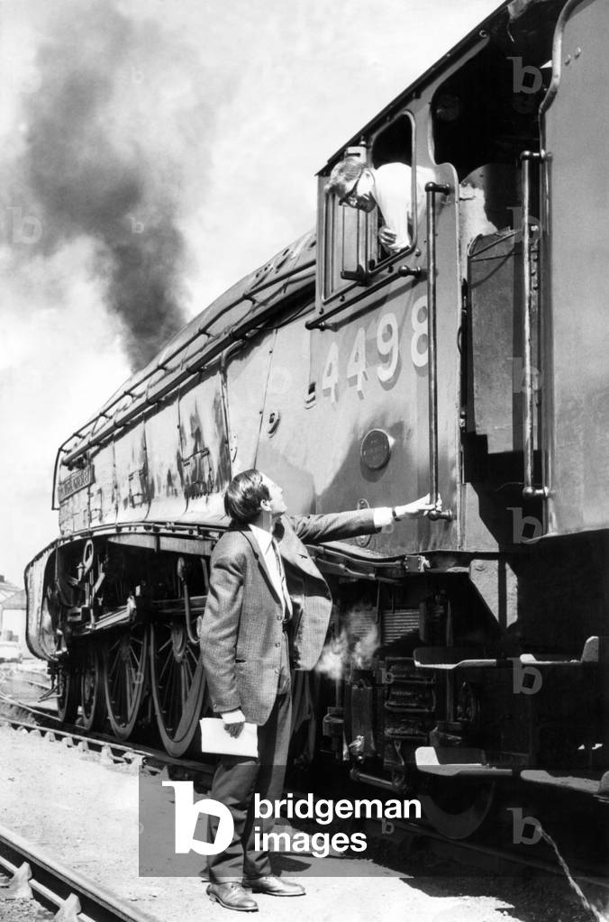 Engine No.4498 the Sir Nigel Gresley was allowed out of his shed for a few hours on 13th July 1969