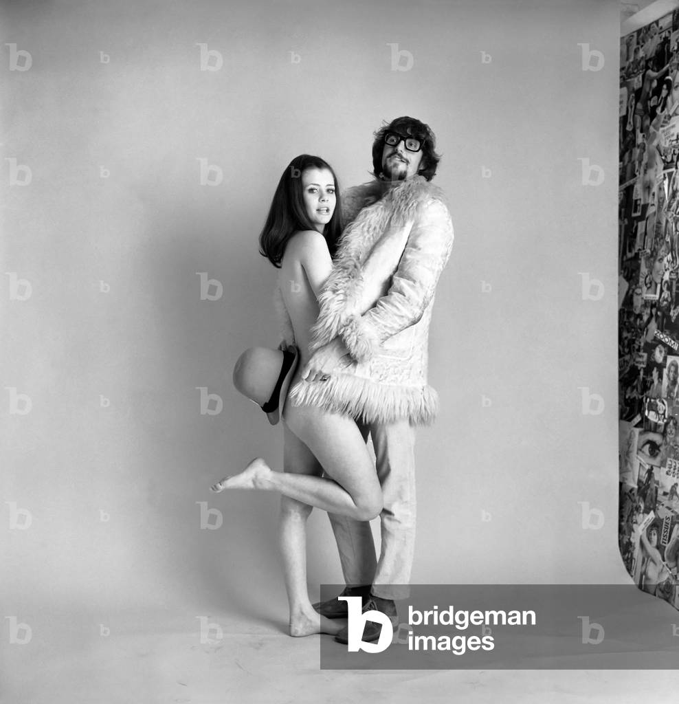 Jonathan King posed with 17 year old model Mary Colinson from Malta for a pin-up photograph for a calendar to be sent to disc jockeys and producers to plug Jonathan's current record 