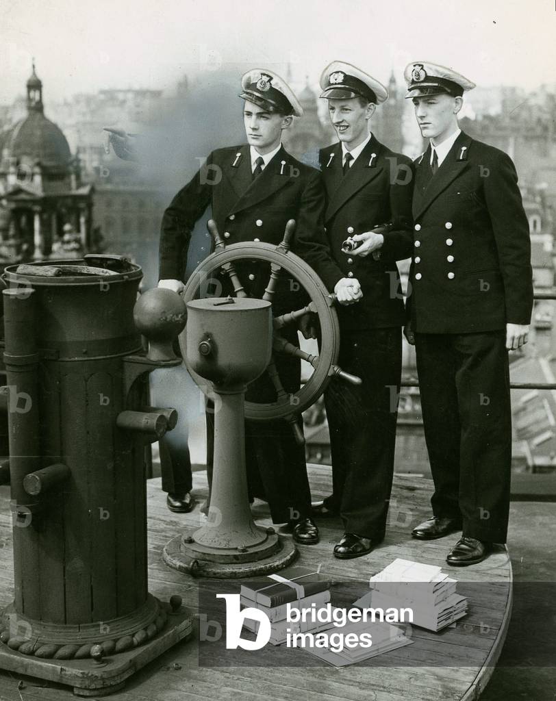 School of Navigation, Royal Technical College Glasgow, July 1952 (b/w photo)