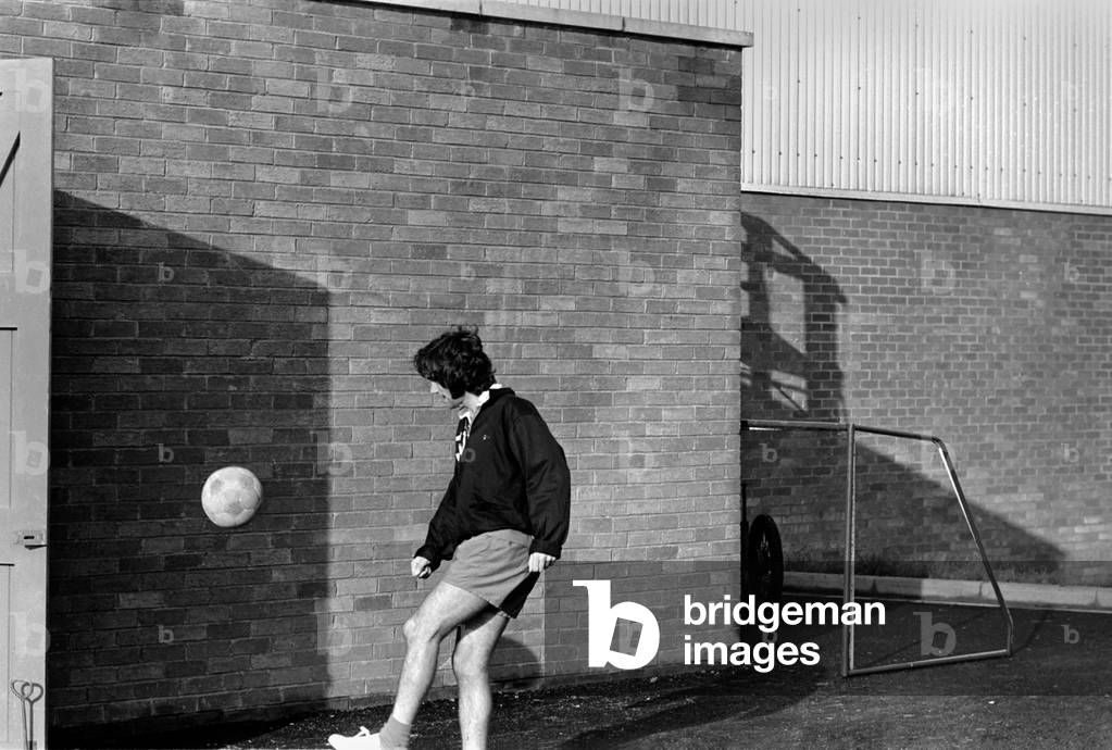 Manchester united players have never trained so hard as they do now, not even in their vintage years. Monday was traditionally a quiet training morning. No longer. 