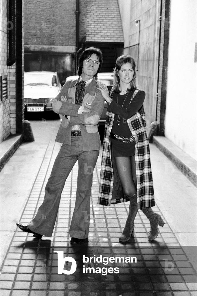 Cliff Rchard heads the Palladium's First Autumn Variety Season. OPS him with Olivia Newton-John who will also performed.
11th October 1971.