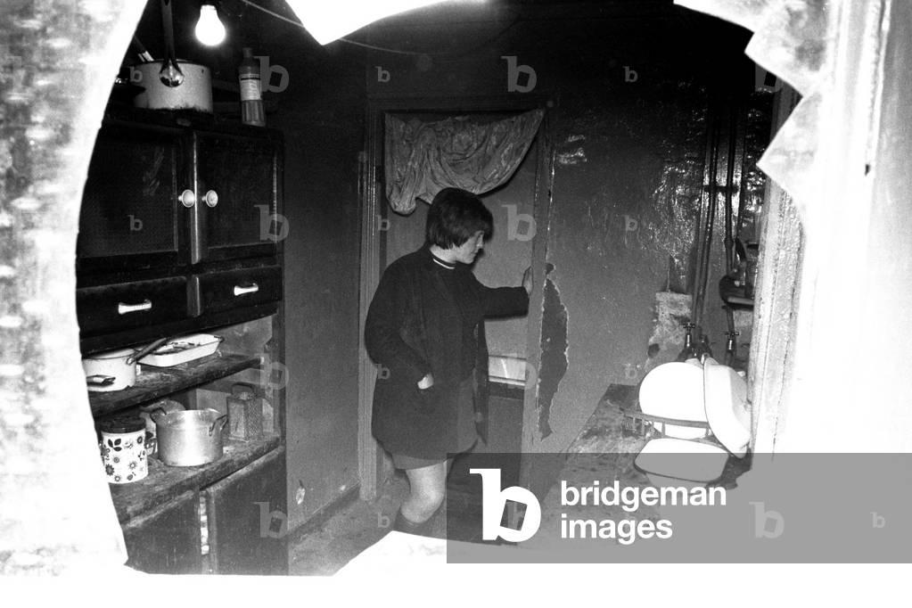 Slum and derelict housing in the West end of Newcastle, 1 May 1970 (b/w photo)
