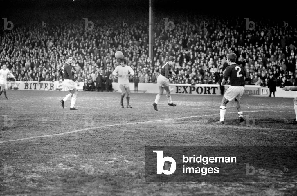 Sport. Football: Burnley v. Man United. November 1969 (photo)