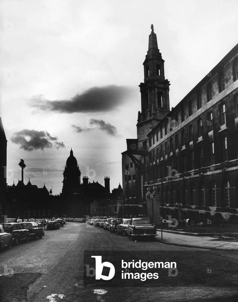 The dome of Leeds Town Hall flanked on the left by the Education Office and Public Library and right by the Civic Hall.
29th January 1969.