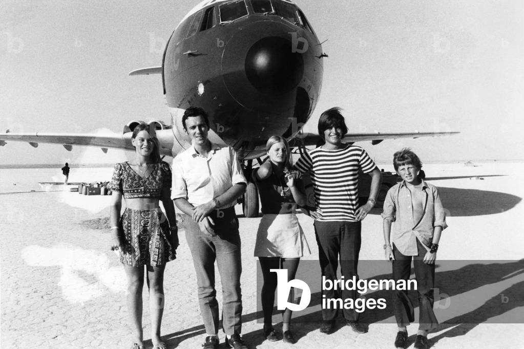 Five British passengers aboard the BOAC plane that was hijacked by the PFLP as part of the Dawson's Field hijackings, September 1970