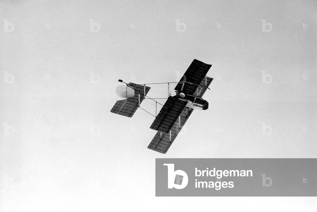 Test flying 1915 style with Neil Williamson, March 1975 (b/w photo)