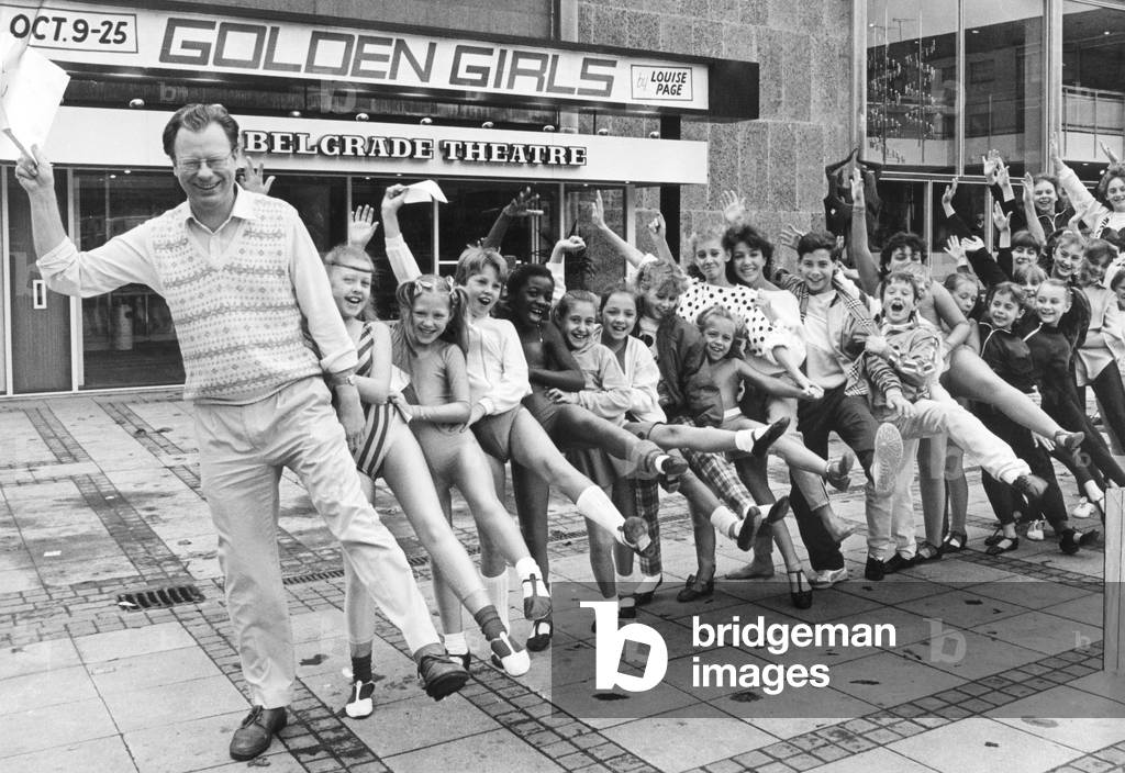 Belgrade Theatre Director Bob Hamlin with the young hopefuls at the auditions for the Christmas Pantimime, Cinderella. 25th October 1986 (b/w photo)