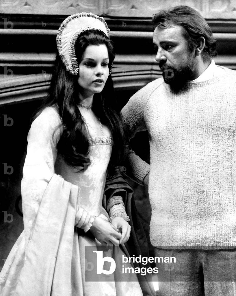 Richard Burton actor and Genevieve Bujold French-Canadian actress his new leading lady cast as Anne Boleyn, rehearse for the film Anne Of The Thousand Days at Shepperton Studios, 1969
