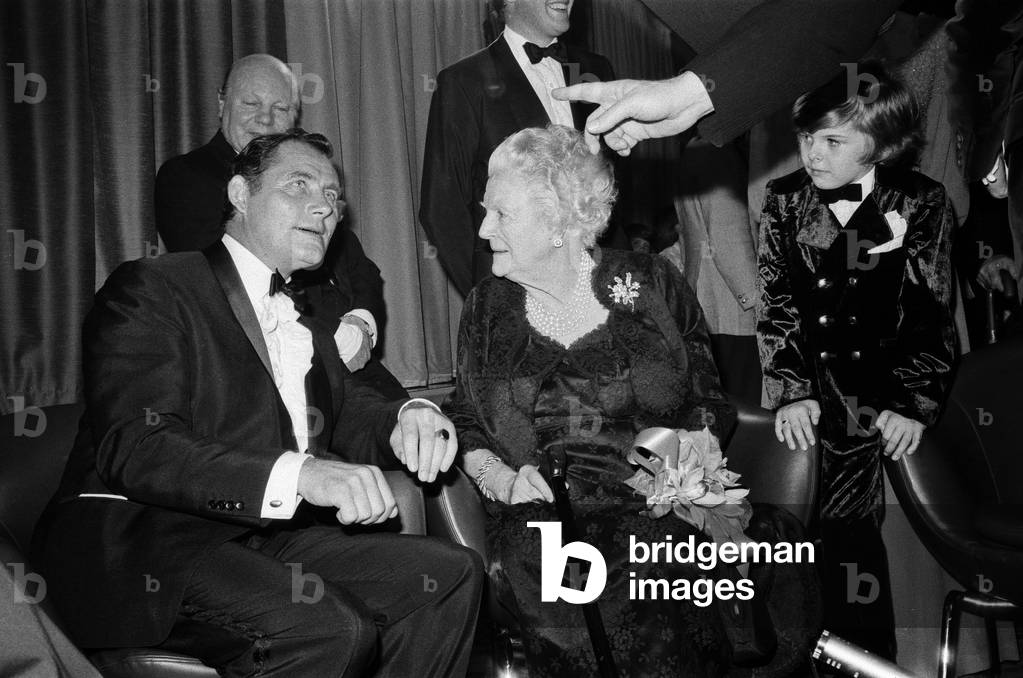 Actor Robert Shaw and Lady Churchill at the 