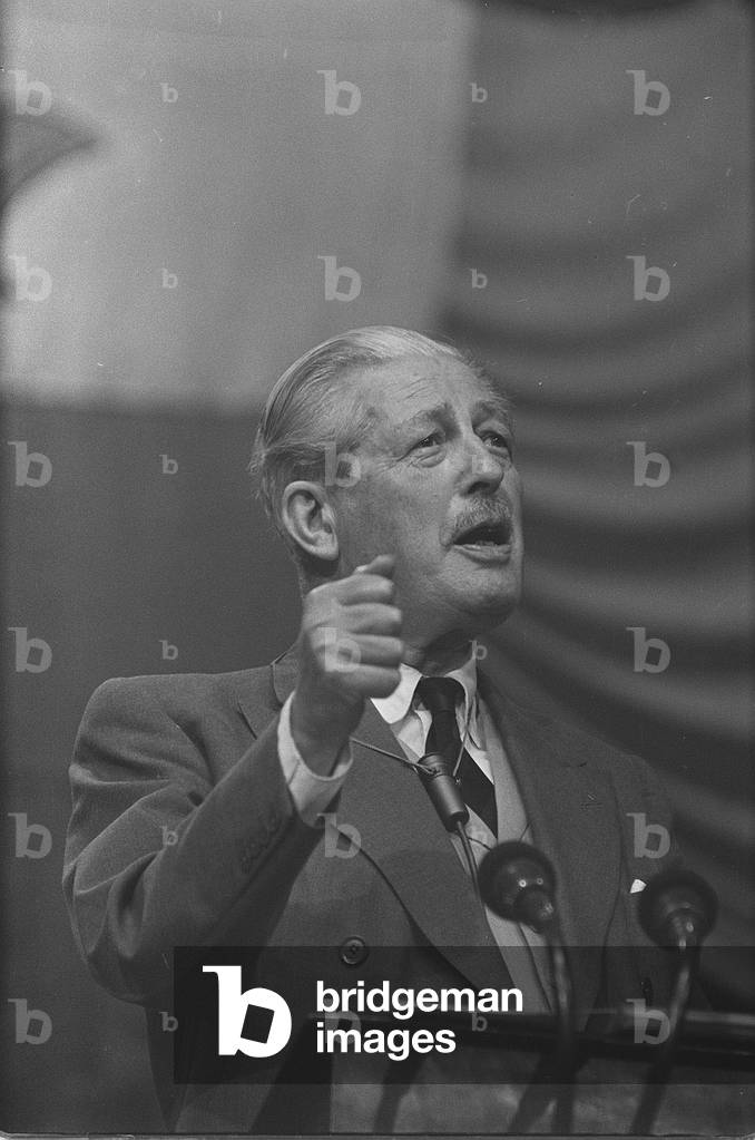 The Prime Minister Harold Macmillan stirs up the party faithful at the 1962 Conservative Prime Minister.