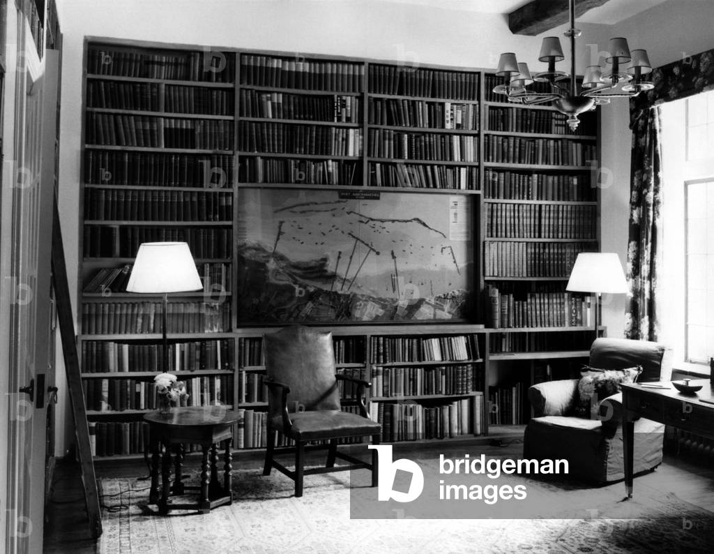 The library at Chartwell House, May 1966