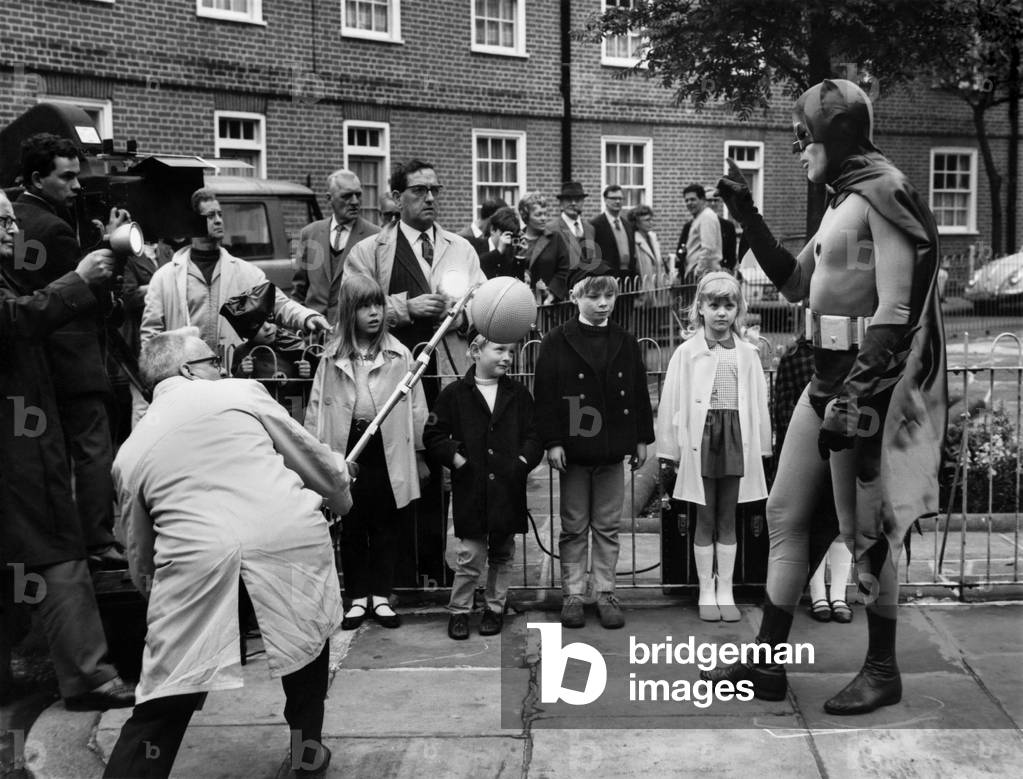 Batman actor Adam West spent his first day in London - filming. This time for the Central Office of Information, after being asked to make a road safety film for British children. May 1967 - P017126