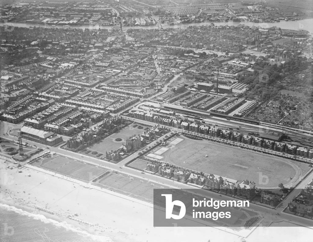 Aerial view of Great Yarmouth. Circa 1926.