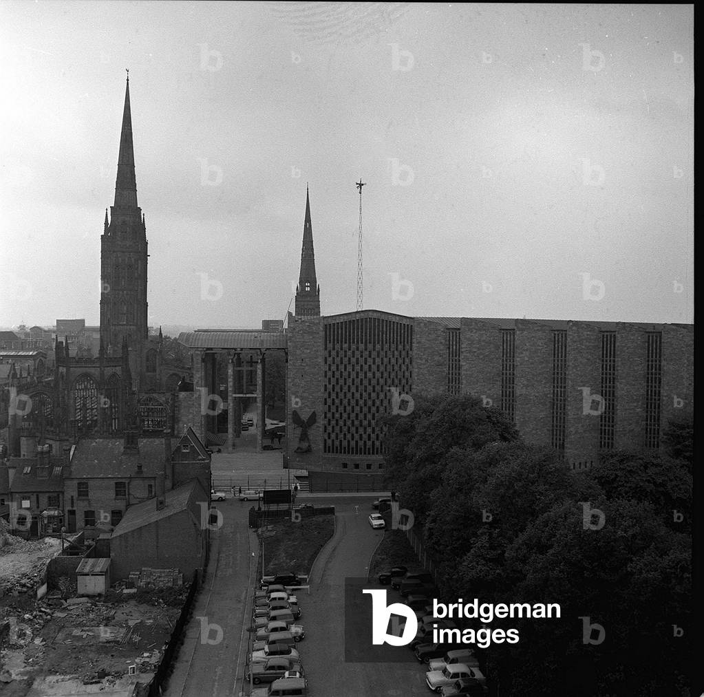Coventry Cathedral, 16/05/1961 (b/w photo)