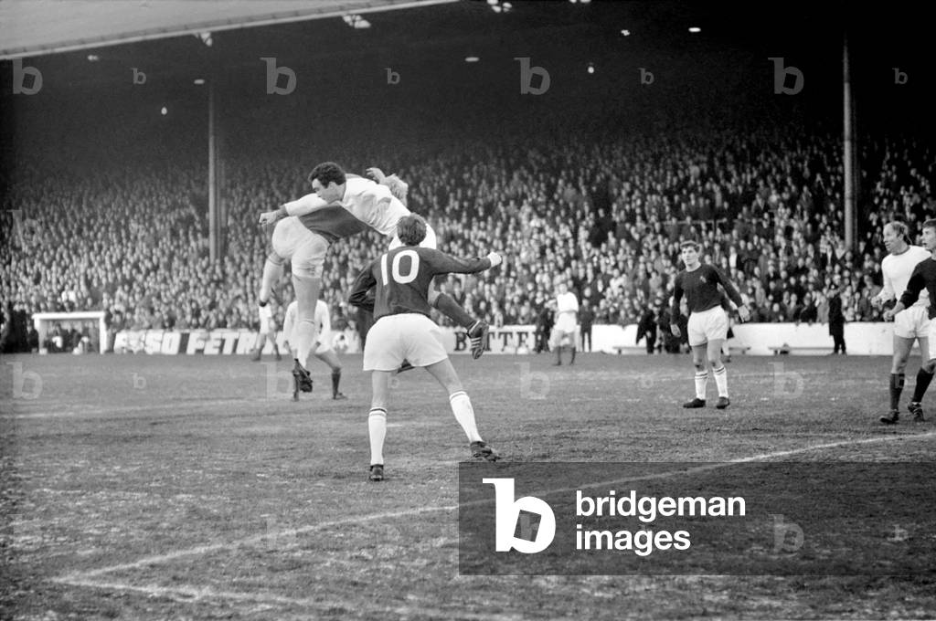 Sport. Football: Burnley v. Man United. November 1969 (photo)
